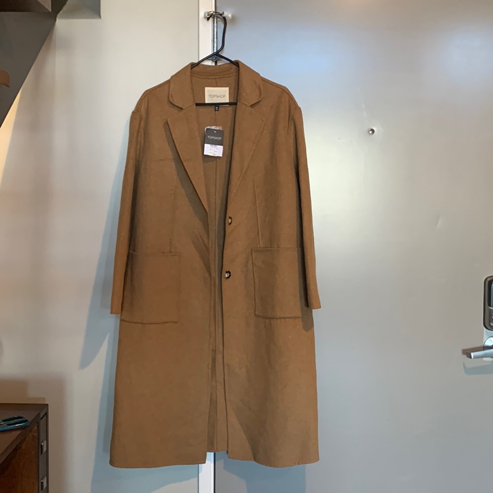 Beautiful and warm ladies overcoat.